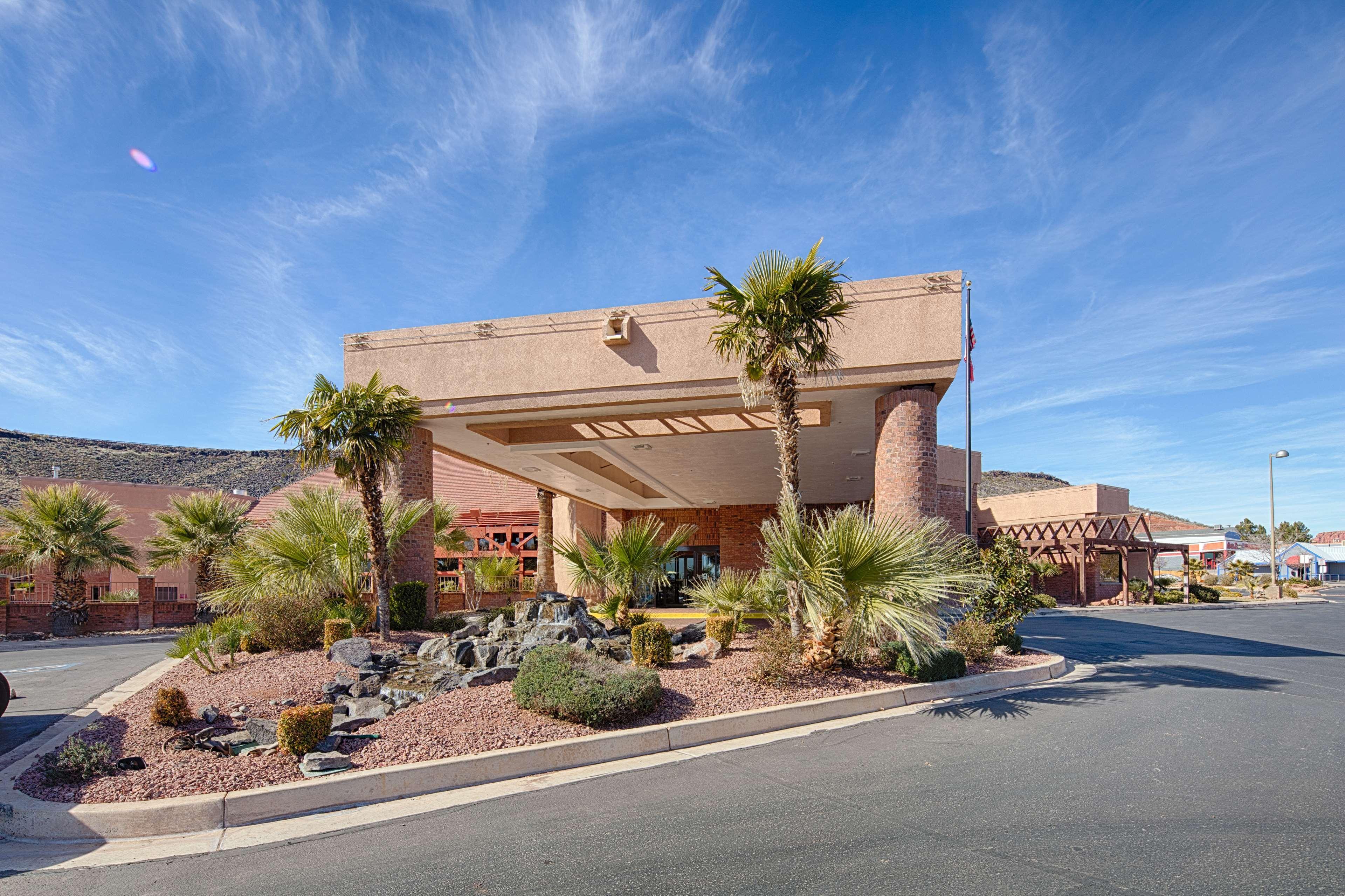 Red Lion Hotel And Conference Center St. George Exterior foto